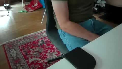 artesian99 online show from October 2025 09:37:01 AM