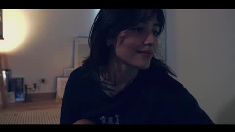 Linda  independent model artgeea online show from June 2026 10:16:02 PM