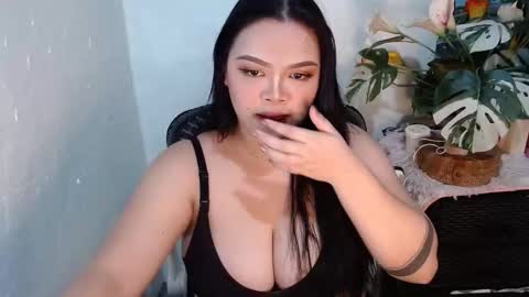 Snapshot of arthemist11 chatting on November 2025 02:58:02 AM monica online show from November 2025 02:58:02 AM