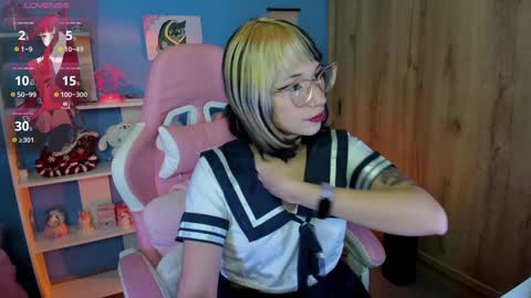 Snapshot of artic_love chatting on February 2025 06:29:01 AM Lenna online show from February 2025 06:29:01 AM