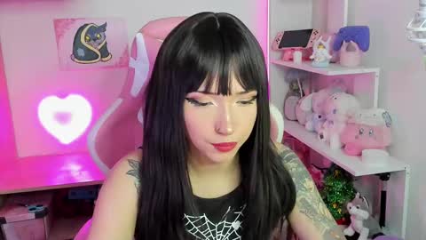 Snapshot of artic_love chatting on October 2025 12:52:01 AM Lenna online show from October 2025 12:52:01 AM