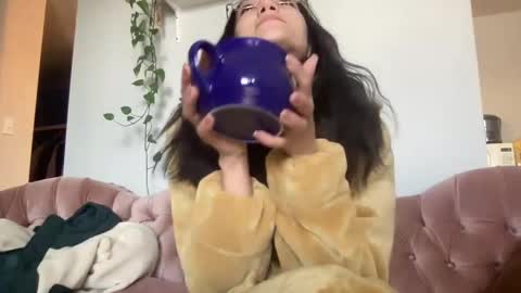 Audrey online show from December 2024 07:45:01 PM