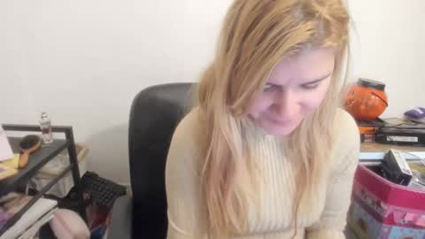 MIA online show from April 2026 08:01:02 AM