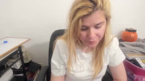 MIA online show from May 2026 09:34:01 PM