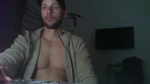 artur833 online show from October 2025 09:15:01 PM