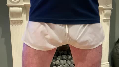 Snapshot of artybee chatting on December 2025 11:47:01 AM artybee online show from December 2025 11:47:01 AM