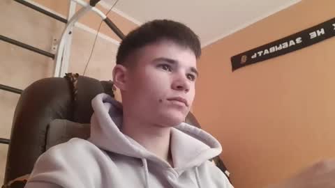 Snapshot of arvyn_ chatting on April 2026 08:52:02 AM Denis online show from April 2026 08:52:02 AM