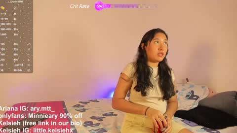 Snapshot of ary_and_kel chatting on December 2024 11:23:02 PM Ariana and Kelsieh online show from December 2024 11:23:02 PM