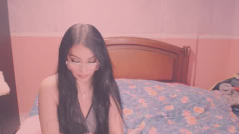 Snapshot of ary_z chatting on February 2025 01:05:02 AM Ary online show from February 2025 01:05:02 AM