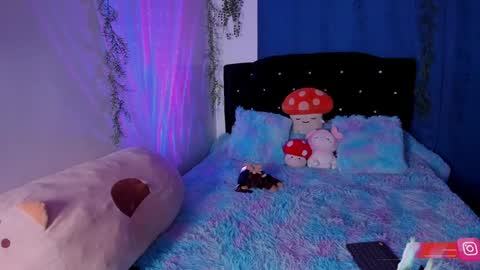 Snapshot of arya_line chatting on January 2025 11:45:01 PM Arys online show from January 2025 11:45:01 PM