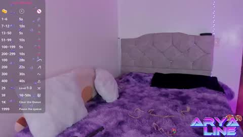 Snapshot of arya_line chatting on September 2025 12:44:01 AM Arys online show from September 2025 12:44:01 AM