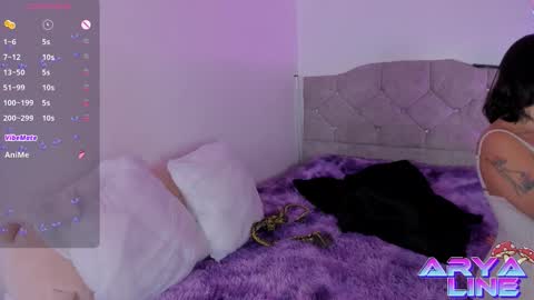 Snapshot of arya_line chatting on September 2025 01:42:02 AM Arys online show from September 2025 01:42:02 AM