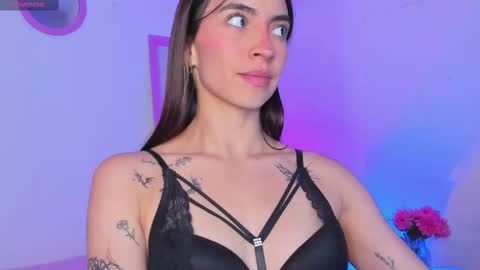 Snapshot of aryane_art_ chatting on September 2025 05:29:01 AM carol online show from September 2025 05:29:01 AM