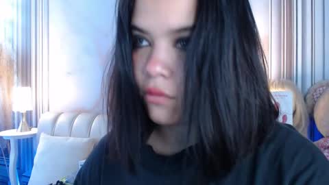 Snapshot of arybutty chatting on March 2025 12:28:01 PM Ary online show from March 2025 12:28:01 PM