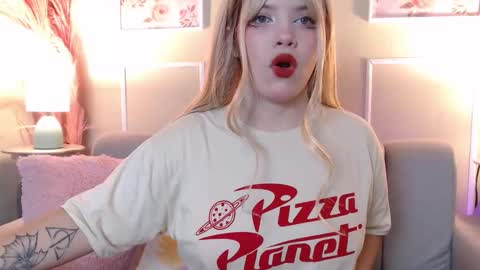 Snapshot of arybutty chatting on February 2026 08:12:02 PM Ary online show from February 2026 08:12:02 PM