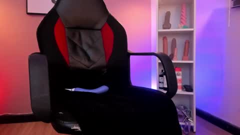 Asami  online show from December 2024 11:45:02 PM