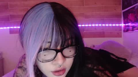 Asami  online show from March 2025 04:54:02 PM