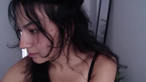 Snapshot of asaray_t chatting on February 2026 08:42:02 PM Saray online show from February 2026 08:42:02 PM