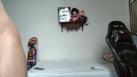 Snapshot of ash_wingrant chatting on February 2025 04:18:02 AM ash_wingrant online show from February 2025 04:18:02 AM