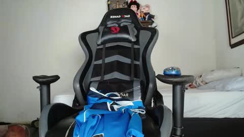 Snapshot of ash_wingrant chatting on March 2025 02:17:01 AM ash_wingrant online show from March 2025 02:17:01 AM