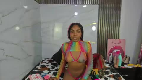 asha_zuri69 online show from June 2026 01:13:01 PM