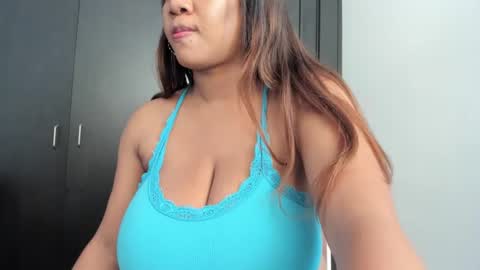 Snapshot of ashanty_1012 chatting on March 2025 04:46:02 PM ashanty_1012 online show from March 2025 04:46:02 PM