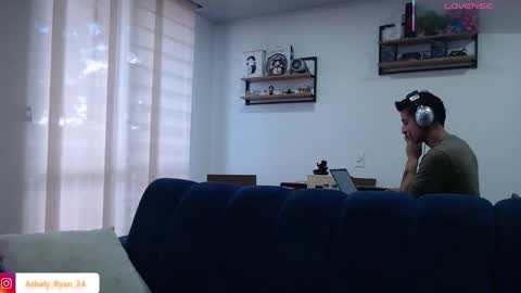 Ashley And Ryan  online show from February 2026 09:27:02 PM