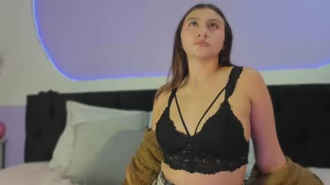 ashhley_chase online show from July 2026 07:39:01 PM