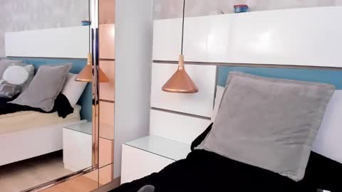 Ashkoreh online show from October 2025 08:22:01 PM