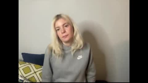 Snapshot of ashleebby818 chatting on January 2026 03:45:01 AM Ashlee online show from January 2026 03:45:01 AM