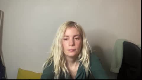 Snapshot of ashleebby818 chatting on January 2026 03:23:02 AM Ashlee online show from January 2026 03:23:02 AM