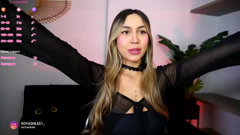 Snapshot of ashley2004_ chatting on December 2025 06:26:01 PM Nay online show from December 2025 06:26:01 PM