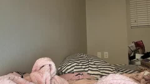 Snapshot of ashley865944 chatting on February 2026 03:40:01 AM ashley865944 online show from February 2026 03:40:01 AM