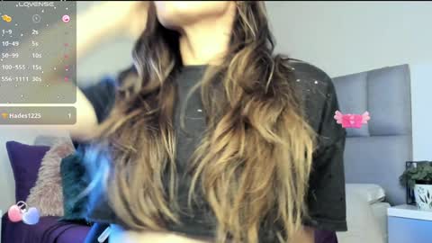 Carolina  online show from February 2025 12:51:01 AM