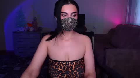   Yasmina   online show from January 2025 03:27:02 AM