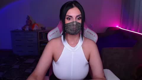   Yasmina   online show from February 2025 07:23:01 AM