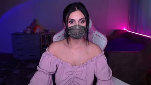   Yasmina   online show from February 2025 08:38:01 AM