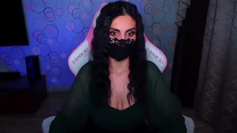   Yasmina   online show from December 2025 03:26:02 AM