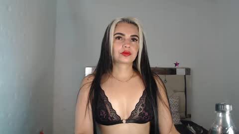 ashley__tylor online show from January 2025 03:17:02 AM