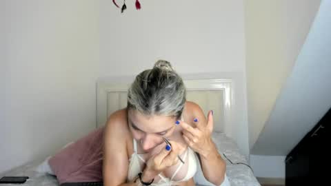 ashley_blair online show from July 2026 06:14:02 PM