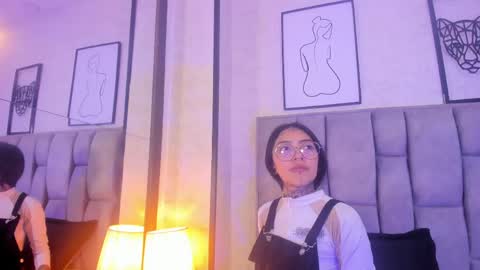 ashley_blum_ online show from May 2026 11:27:02 AM