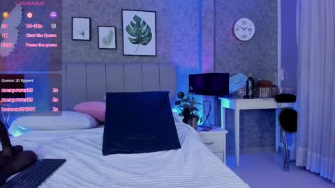 Ashleyy online show from February 2025 03:25:02 PM