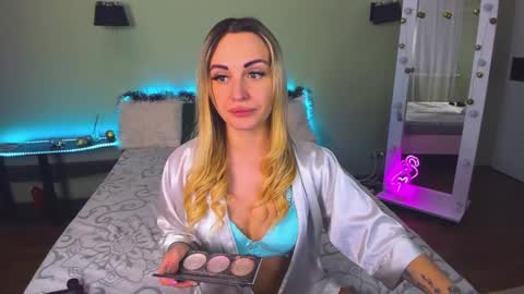 Snapshot of ashley_crashly chatting on January 2025 10:17:02 AM Alina online show from January 2025 10:17:02 AM