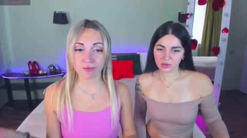 Snapshot of ashley_crashly chatting on October 2025 08:56:02 AM Alina online show from October 2025 08:56:02 AM