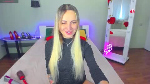 Snapshot of ashley_crashly chatting on February 2026 09:28:02 AM Alina online show from February 2026 09:28:02 AM