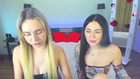 Snapshot of ashley_crashly chatting on March 2026 07:33:02 AM Alina online show from March 2026 07:33:02 AM