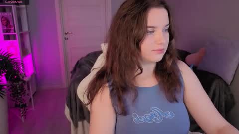 Snapshot of ashley_glen chatting on October 2025 07:50:02 AM online show from October 2025 07:50:02 AM