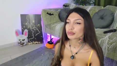 ashley_is_heree online show from October 2025 06:13:01 AM