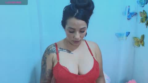 Snapshot of ashley_joyx_ chatting on May 2026 04:29:02 AM ashley_joyx_ online show from May 2026 04:29:02 AM