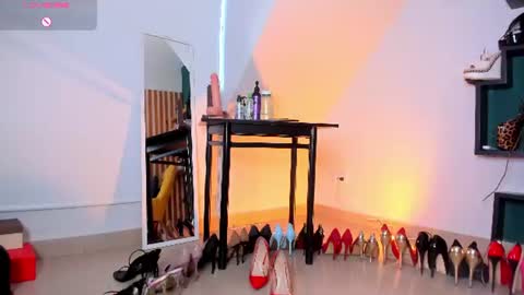 ashley_leon_ online show from July 2026 04:39:33 PM